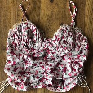 for love and lemons red floral roses coquette crop top bustier party size Medium